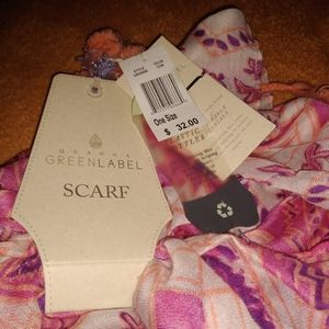 Brand new with tags Scarf